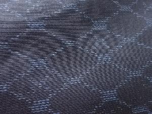 アンティーク　斜め格子に抽象模様織出し本場泥大島紬着物